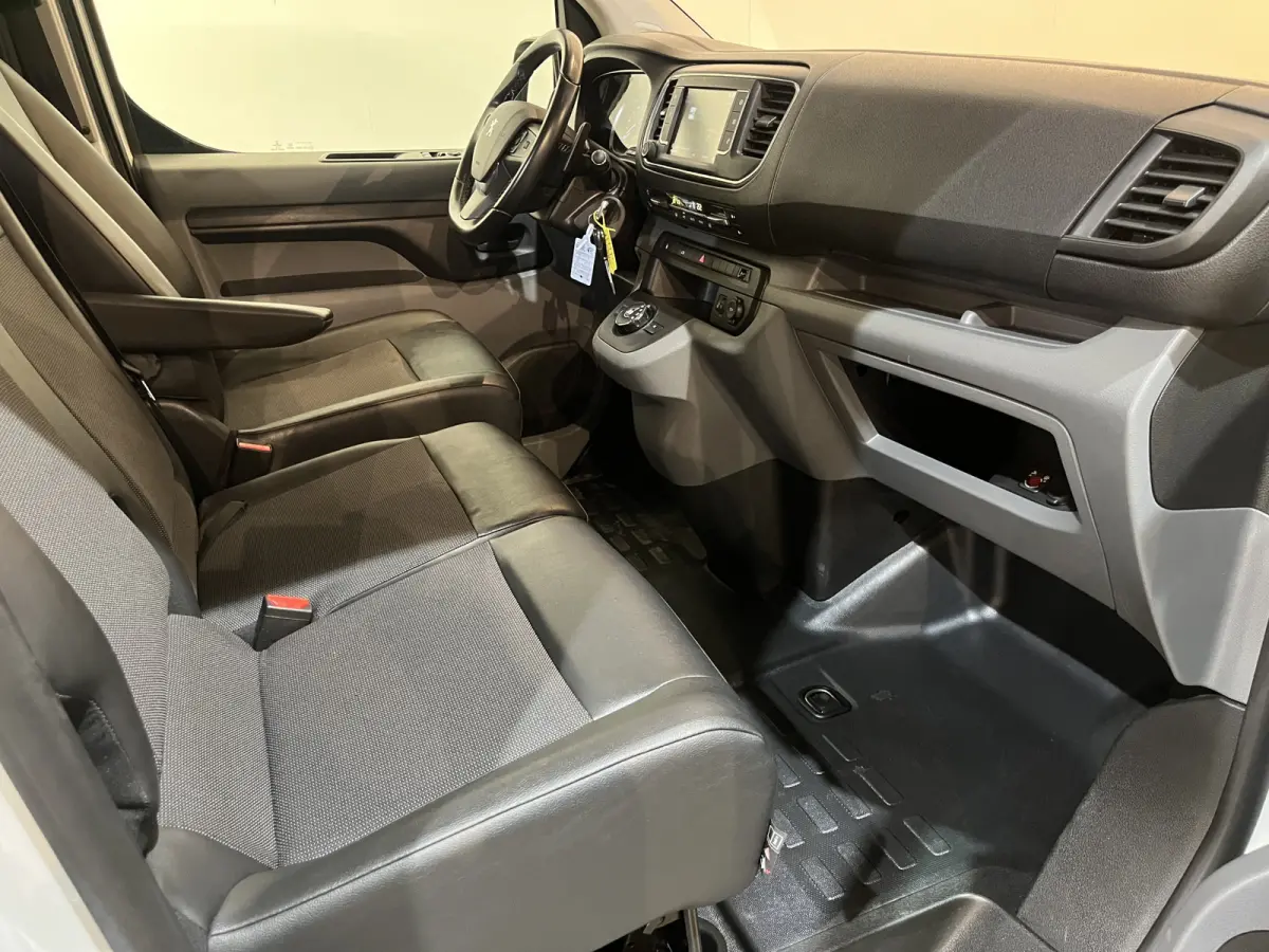 2.0 BlueHDI L2 120 PK Automaat Servicebus / Sortimo Inrichting / Schuifdeur L + R / Euro 6 / Airco / Camera / Cruise Control / CarPlay / 3-Zits