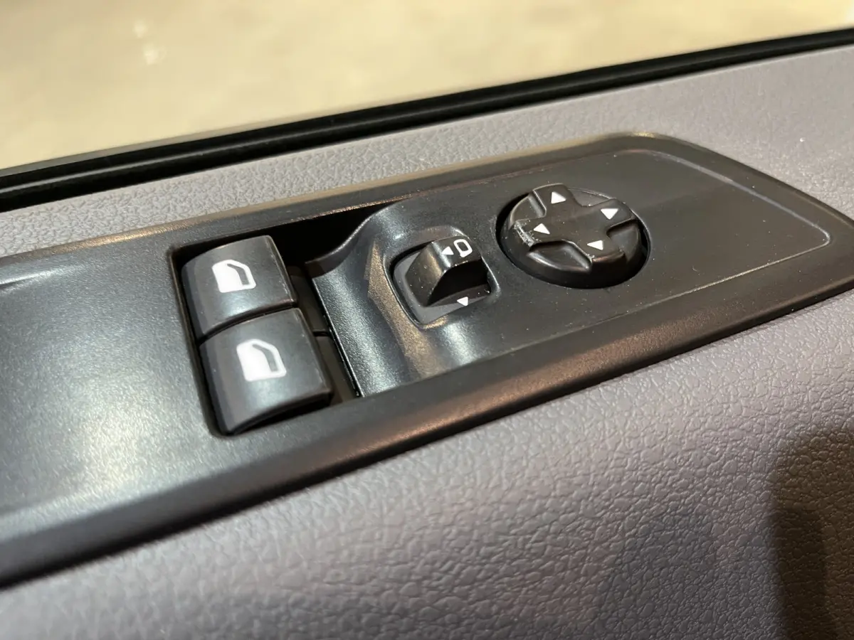 2.0 BlueHDI L2 120 PK Automaat Servicebus / Sortimo Inrichting / Schuifdeur L + R / Euro 6 / Airco / Camera / Cruise Control / CarPlay / 3-Zits
