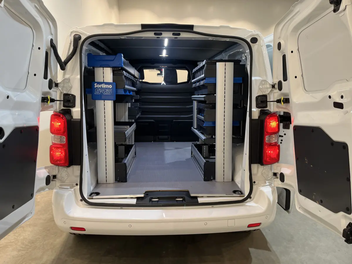2.0 BlueHDI L2 120 PK Automaat Servicebus / Sortimo Inrichting / Schuifdeur L + R / Euro 6 / Airco / Camera / Cruise Control / CarPlay / 3-Zits