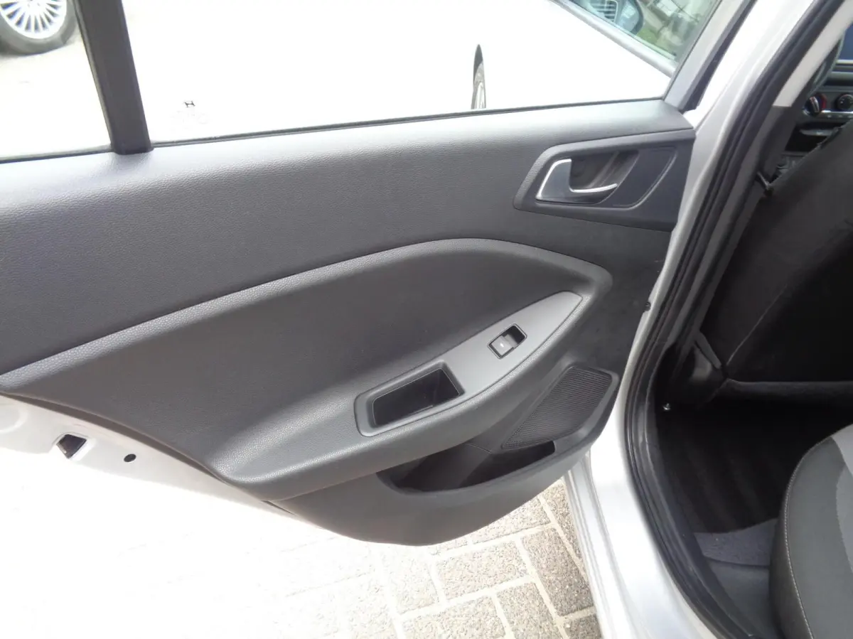 1.0 T-GDI Comfort/Airco/Camera/PDC/1st eig/Lm velgen/Slechts 89000km