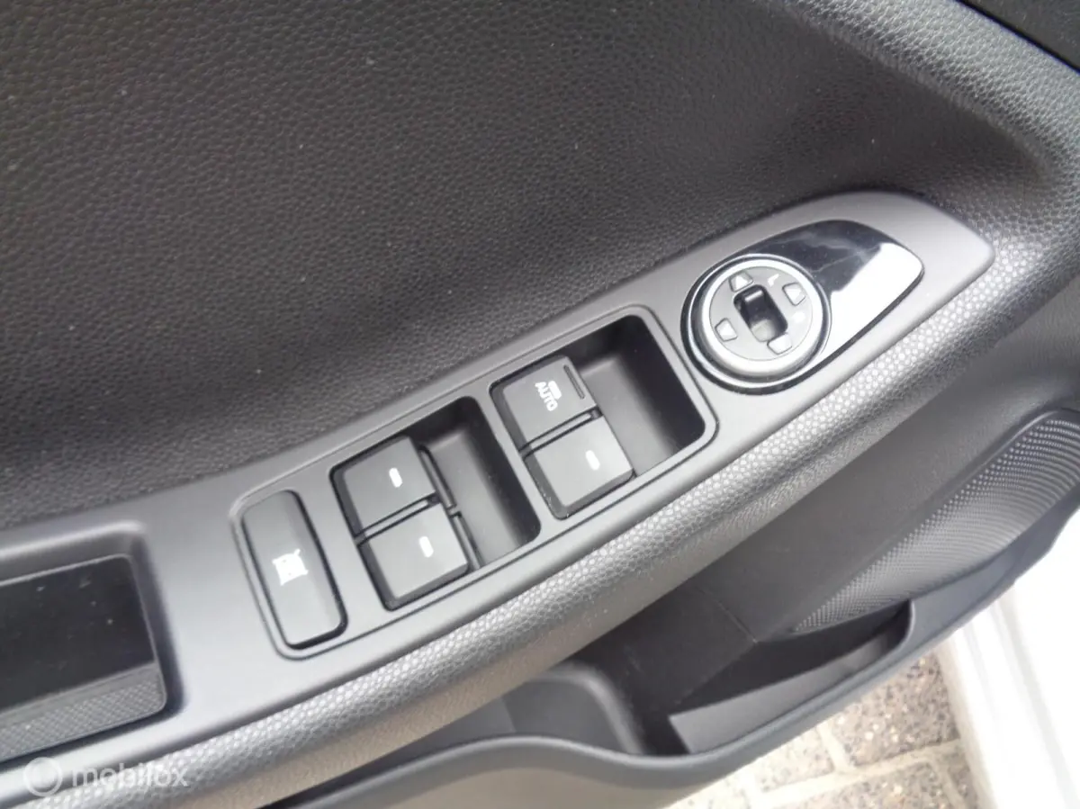 1.0 T-GDI Comfort/Airco/Camera/PDC/1st eig/Lm velgen/Slechts 89000km