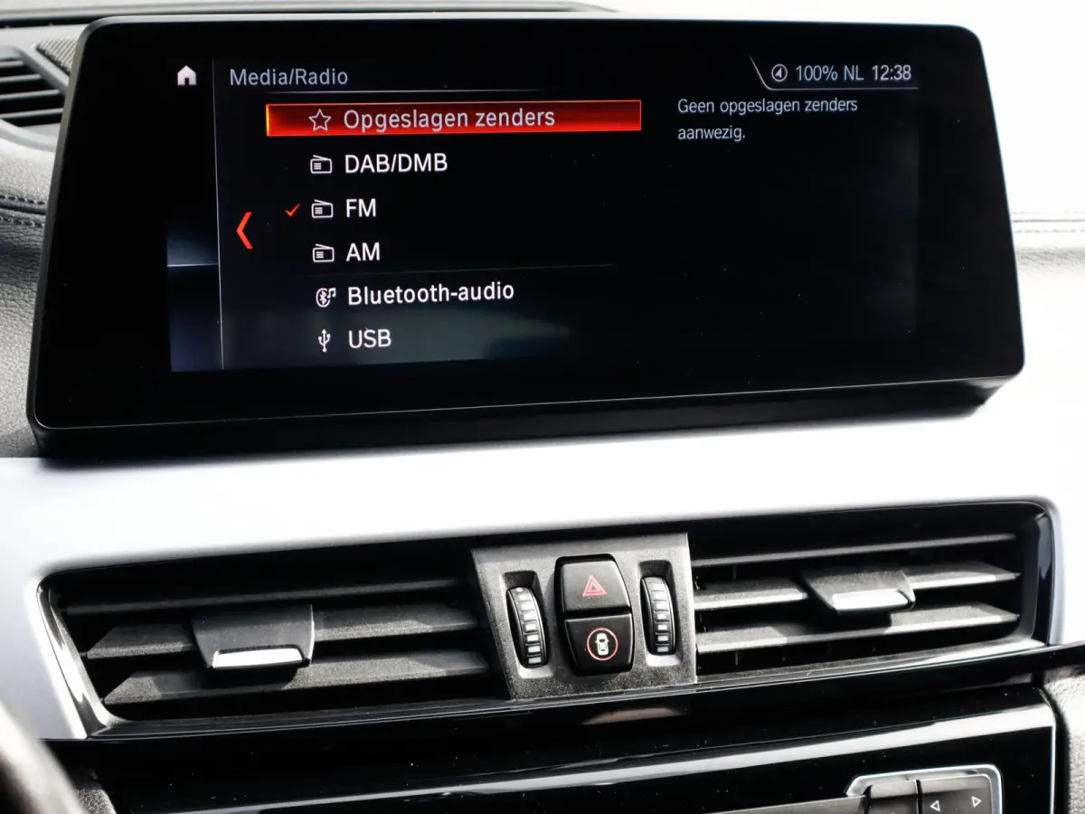 xDrive25e High Executive 1e-Eig. & Keurig-Onderh. BOVAG-Garantie.