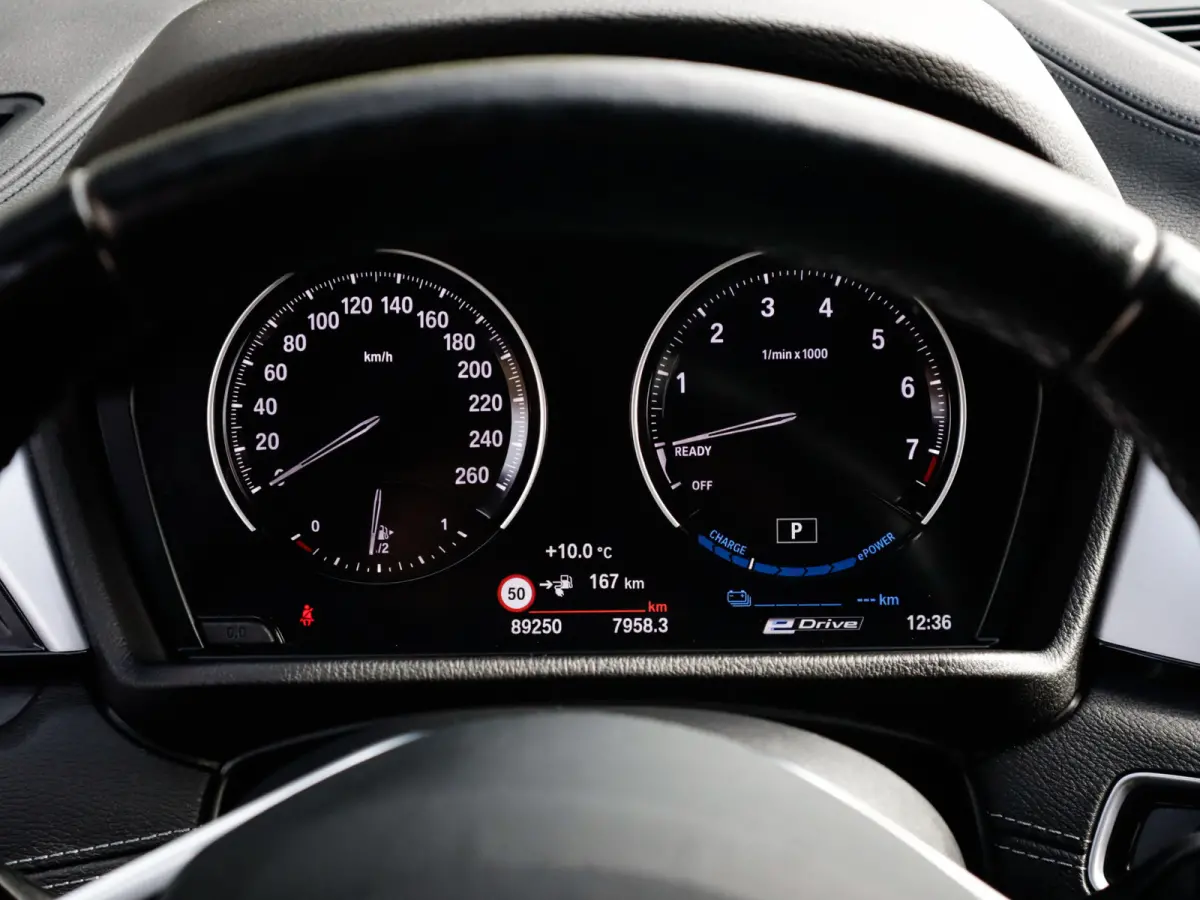 xDrive25e High Executive 1e-Eig. & Keurig-Onderh. BOVAG-Garantie.