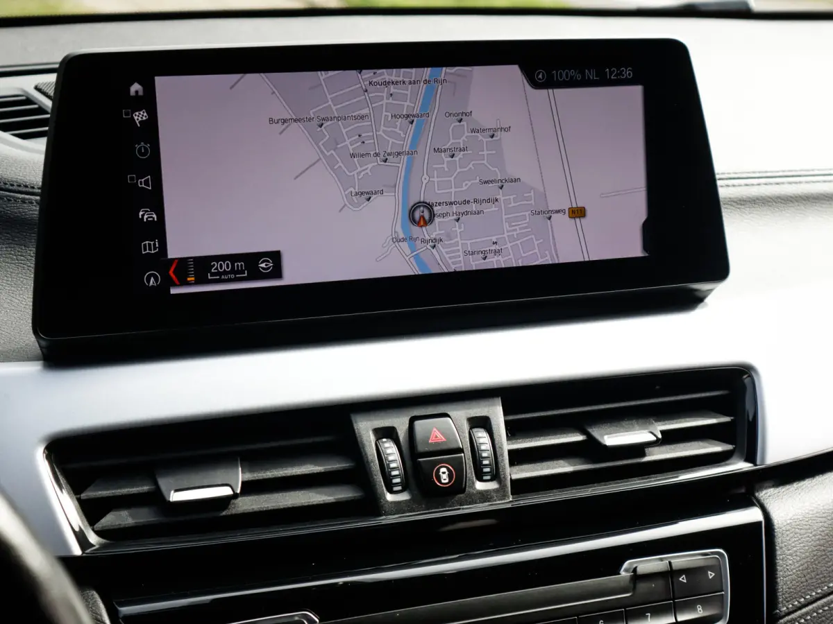 xDrive25e High Executive 1e-Eig. & Keurig-Onderh. BOVAG-Garantie.