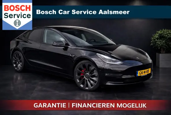 Performance AWD 75 kWh / SPORT STUUR / PANO / SOH  93% /