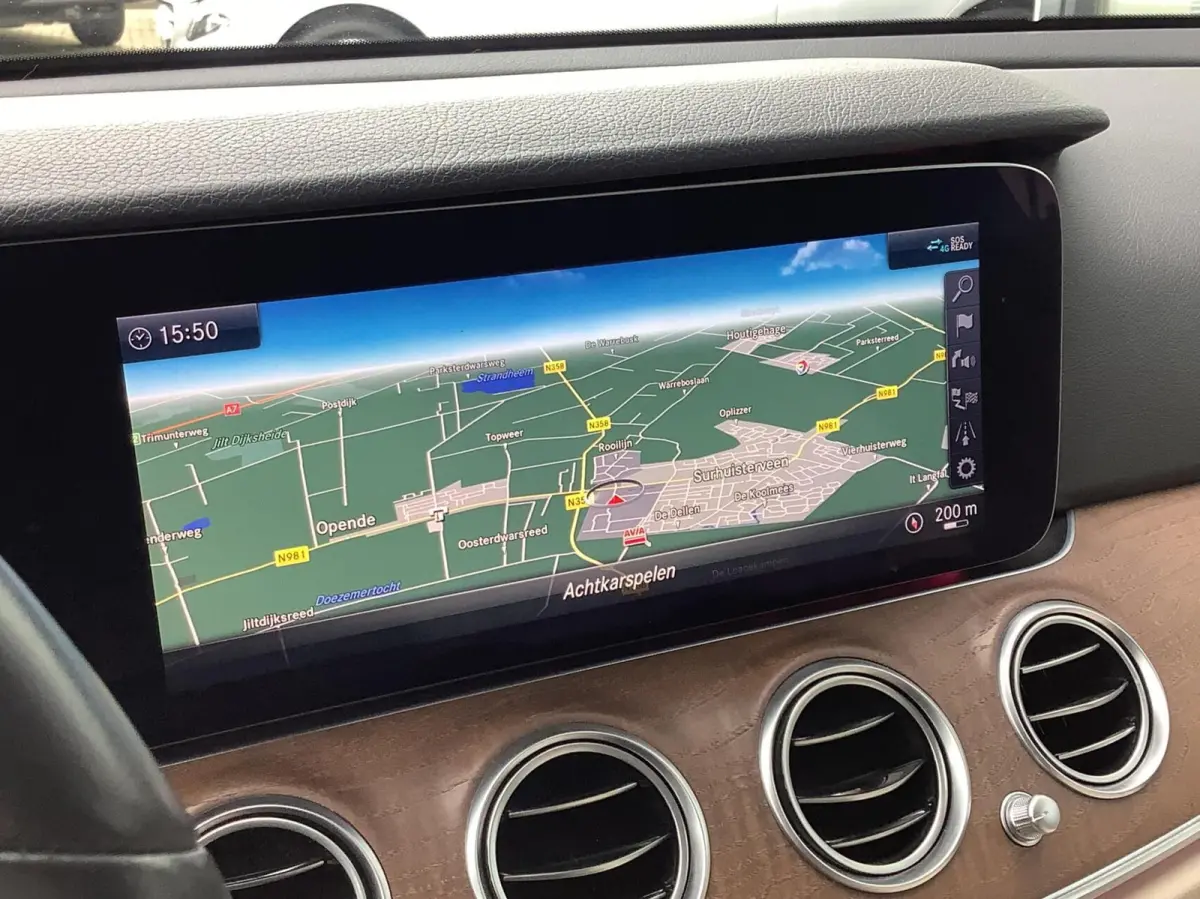 300 de Premium hud, 360 camera, distronic, zeer compleet