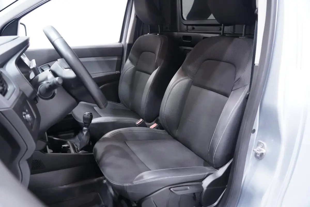 1.5 dCi 95 pk Comfort Navi, Camera Dodehoek Assist, Airco, PDC V+A, 2-Zits