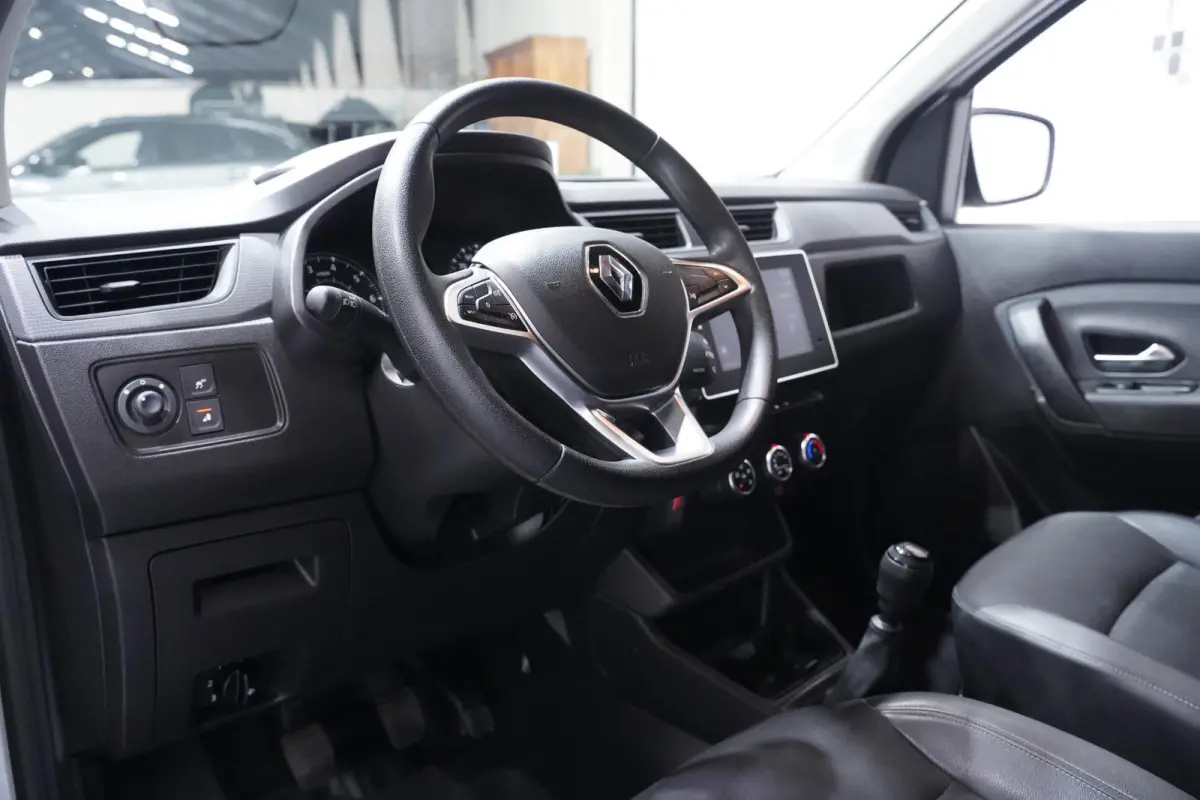 1.5 dCi 95 pk Comfort Navi, Camera Dodehoek Assist, Airco, PDC V+A, 2-Zits