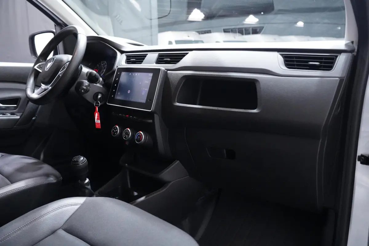 1.5 dCi 95 pk Comfort Navi, Camera Dodehoek Assist, Airco, PDC V+A, 2-Zits