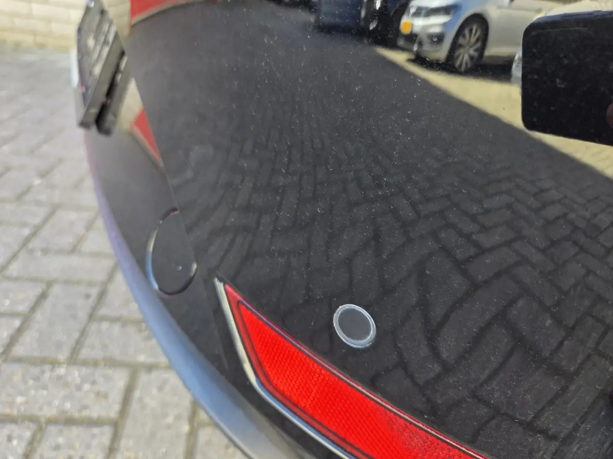 1.0 eTSI Style Business Intense Automaat/ Elekt. Trekhaak/ Stuur en stoel verwarming/ Rijklaarprijs!