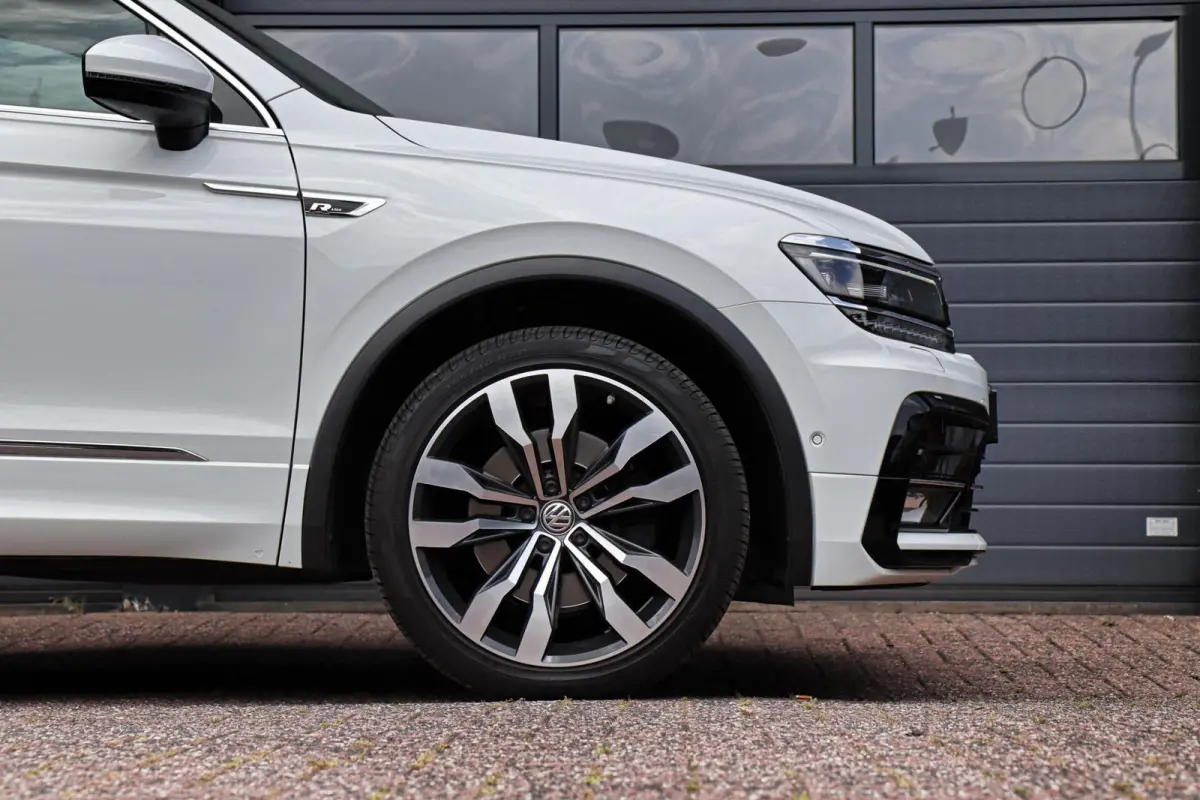 2.0 TSI 4Motion 2x R-Line /LED/PANODAK/360 CAMERA/VIRTUAL/MEMORY/STOELVERW./LEDER!