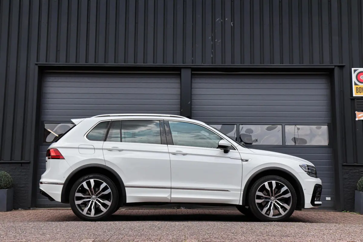 2.0 TSI 4Motion 2x R-Line /LED/PANODAK/360 CAMERA/VIRTUAL/MEMORY/STOELVERW./LEDER!
