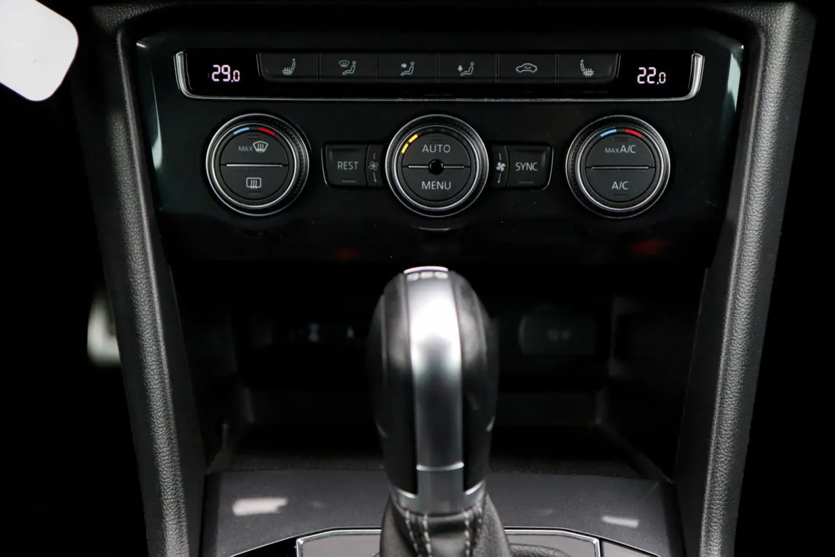 2.0 TSI 4Motion 2x R-Line /LED/PANODAK/360 CAMERA/VIRTUAL/MEMORY/STOELVERW./LEDER!