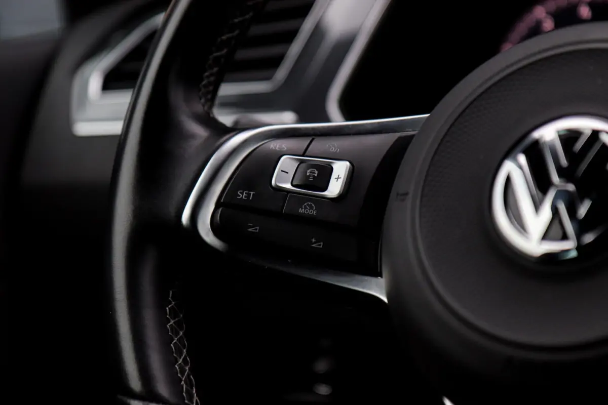 2.0 TSI 4Motion 2x R-Line /LED/PANODAK/360 CAMERA/VIRTUAL/MEMORY/STOELVERW./LEDER!