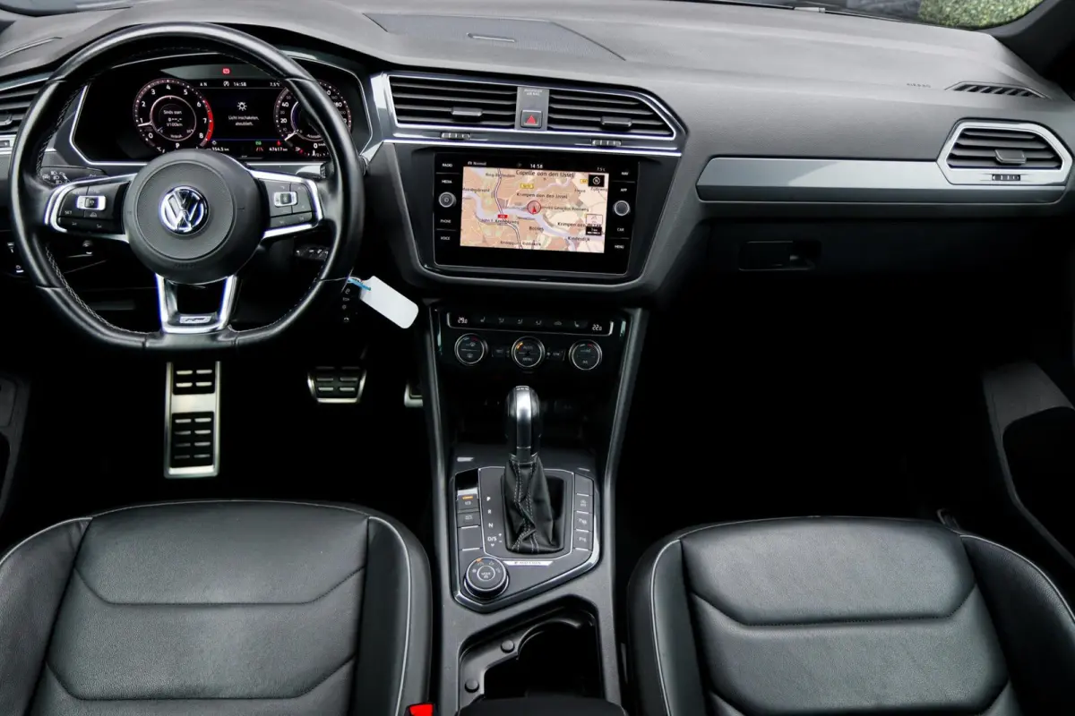 2.0 TSI 4Motion 2x R-Line /LED/PANODAK/360 CAMERA/VIRTUAL/MEMORY/STOELVERW./LEDER!