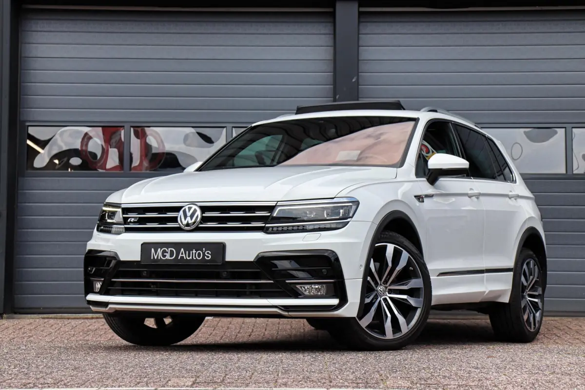 2.0 TSI 4Motion 2x R-Line /LED/PANODAK/360 CAMERA/VIRTUAL/MEMORY/STOELVERW./LEDER!