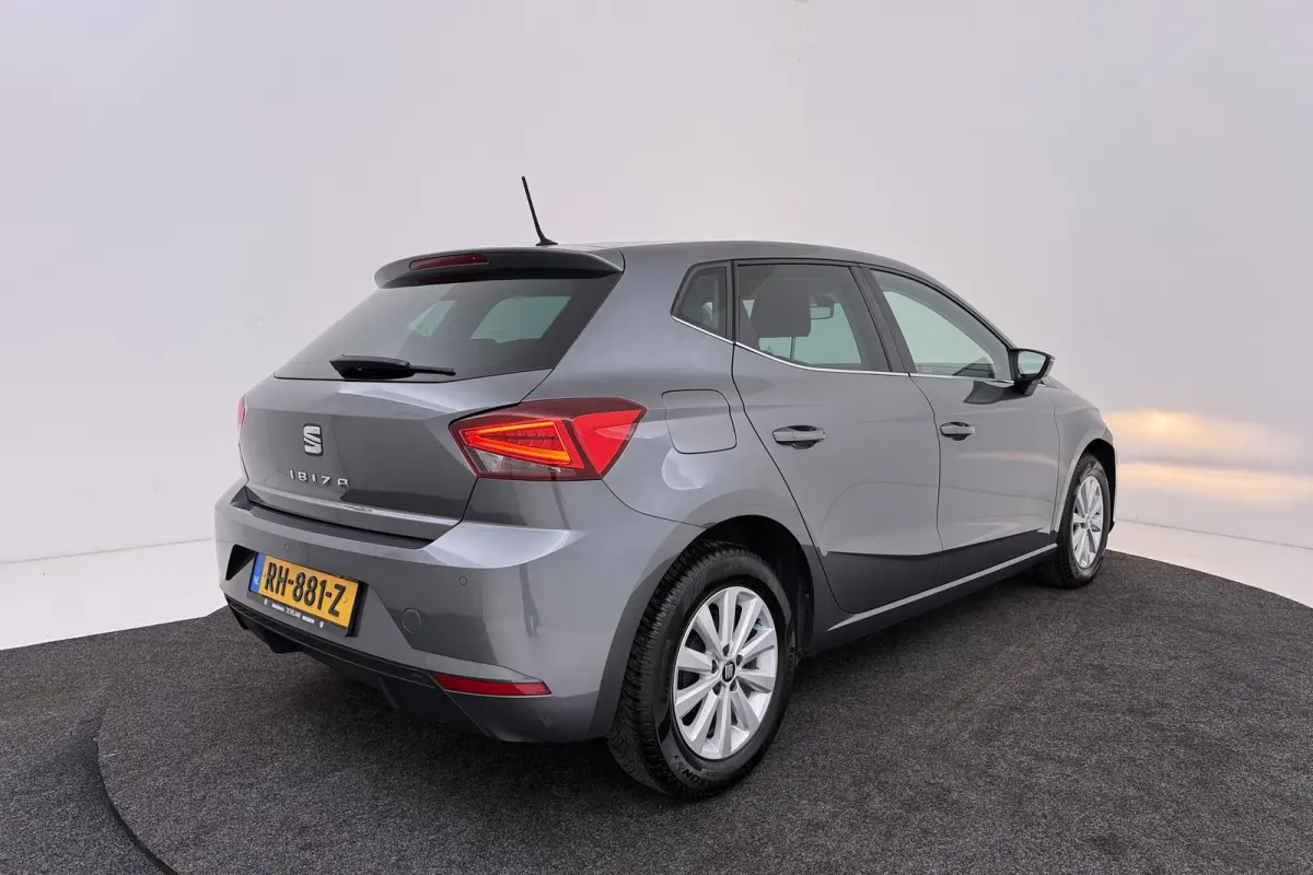 1.0 TSI Style Limited Edition | Org NL | Climate Control | Lichtmetalen Velgen | PDC |