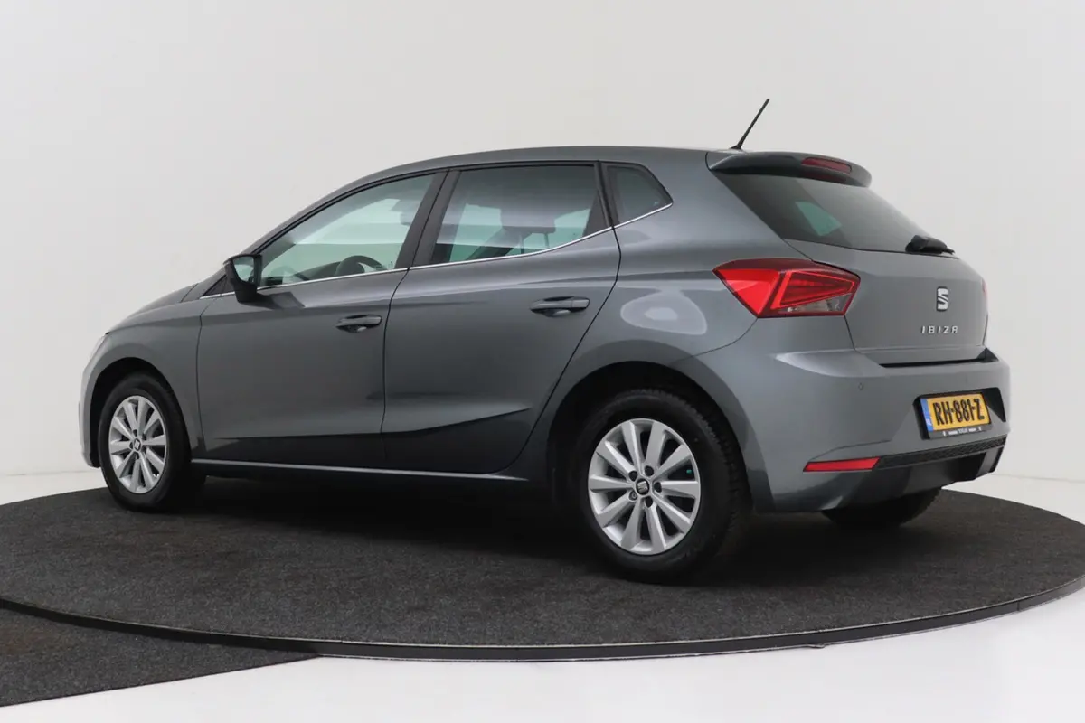 1.0 TSI Style Limited Edition | Org NL | Climate Control | Lichtmetalen Velgen | PDC |