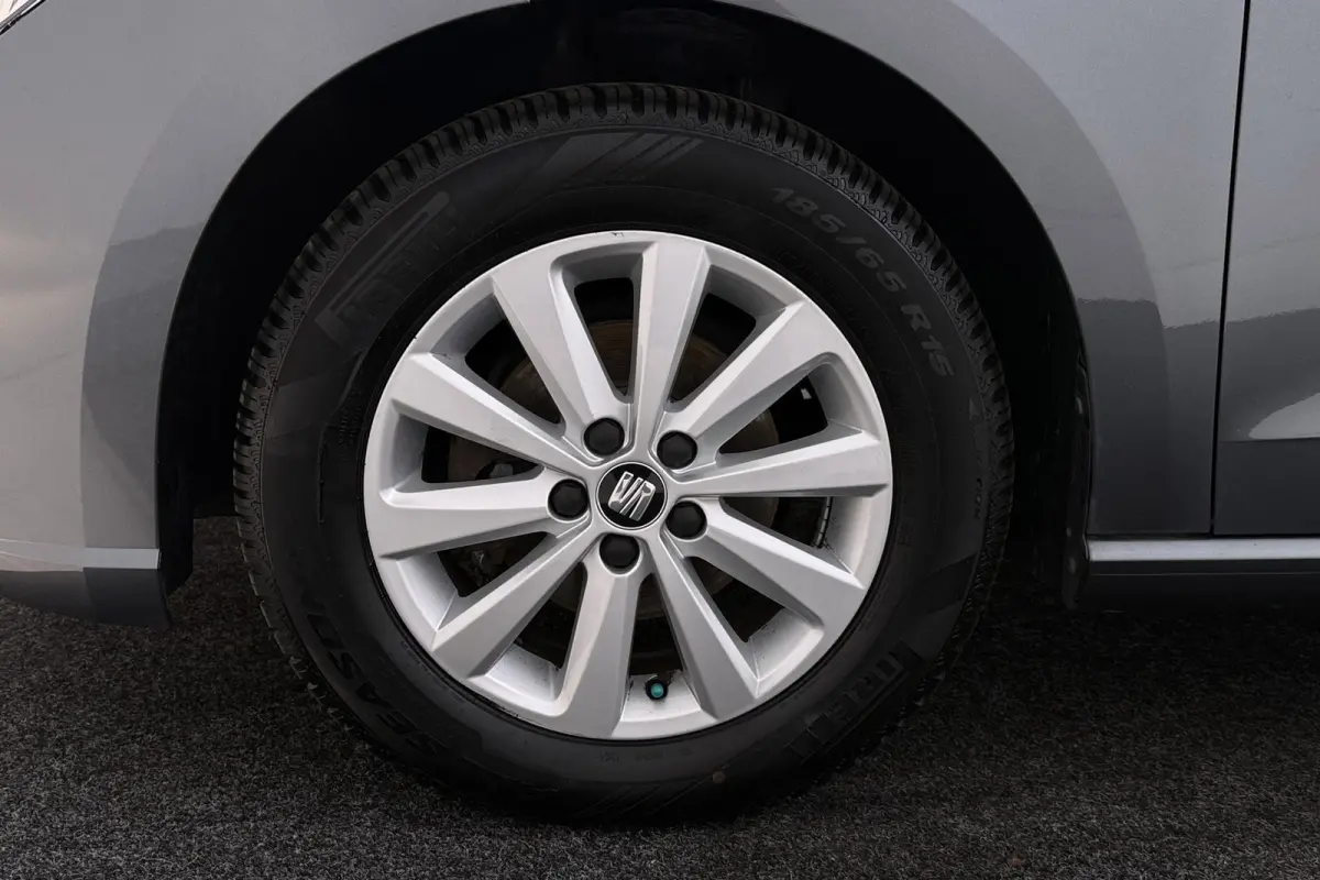 1.0 TSI Style Limited Edition | Org NL | Climate Control | Lichtmetalen Velgen | PDC |