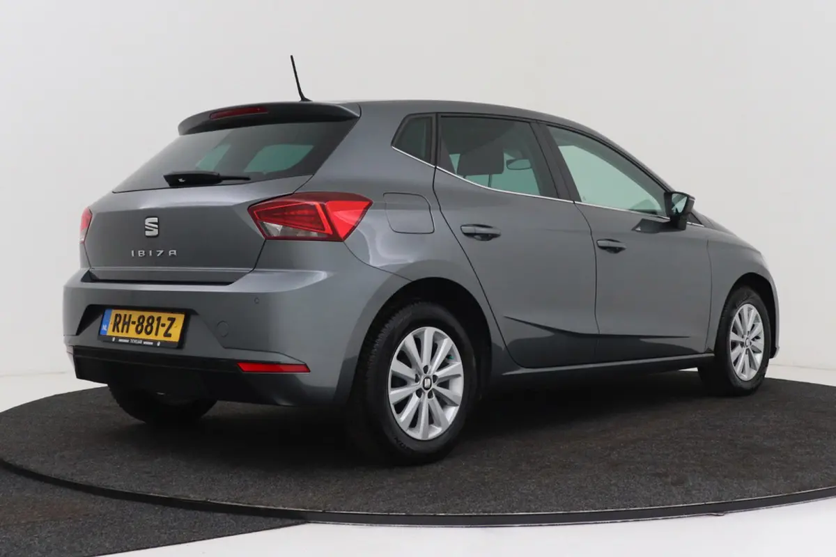 1.0 TSI Style Limited Edition | Org NL | Climate Control | Lichtmetalen Velgen | PDC |