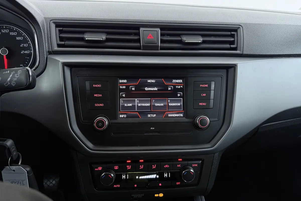 1.0 TSI Style Limited Edition | Org NL | Climate Control | Lichtmetalen Velgen | PDC |