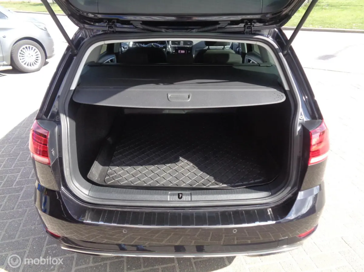 1.0 TSI 110pk Station Comfortline/Airco/ECC/Lm velgen/Camera/PDC/Apple Carplay/Android auto/Slechts 90000km