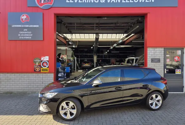 1.5 eTSI FR Business Intense Automaat/ Stuur en stoel verwarming/ Navigatie/ Adapt. Cruise control/ Rijklaaprijs!