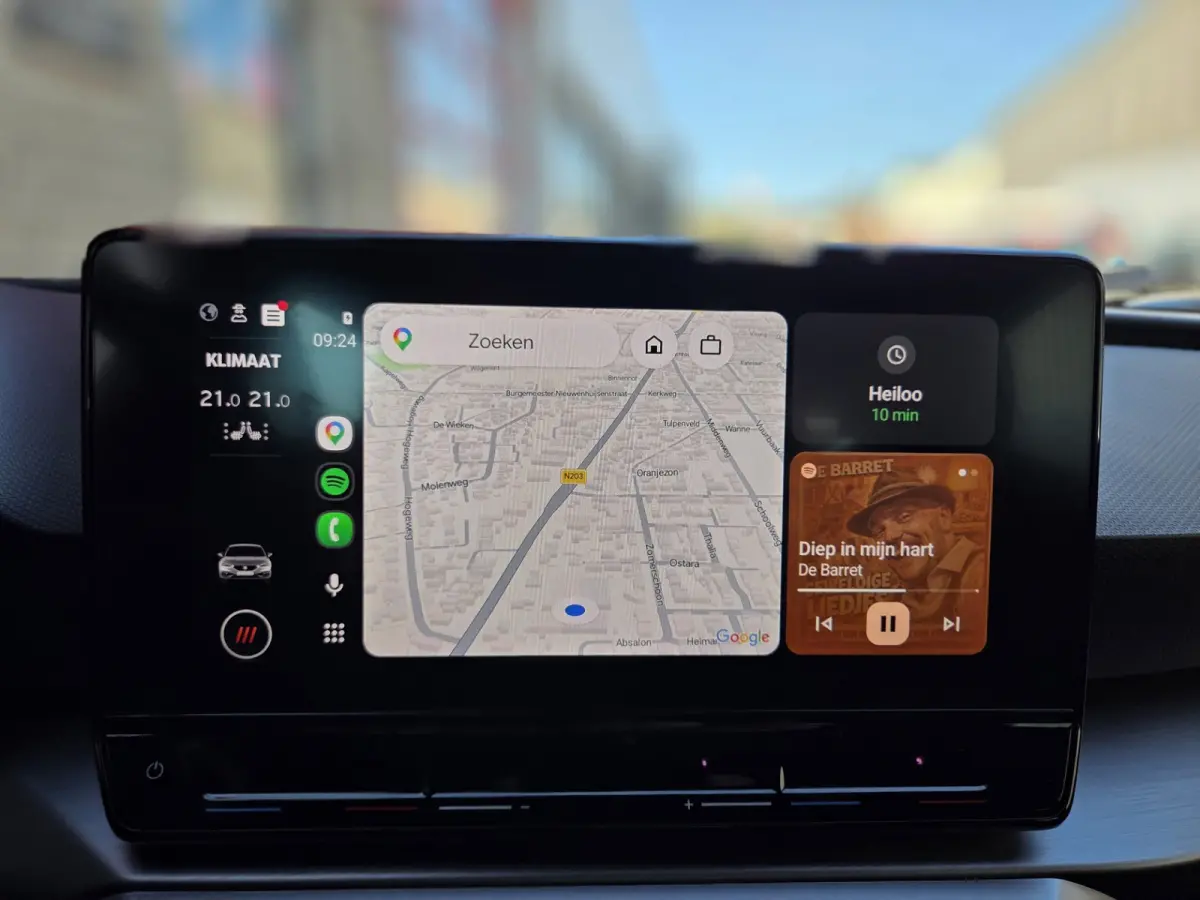 1.5 eTSI FR Business Intense Automaat/ Stuur en stoel verwarming/ Navigatie/ Adapt. Cruise control/ Rijklaaprijs!