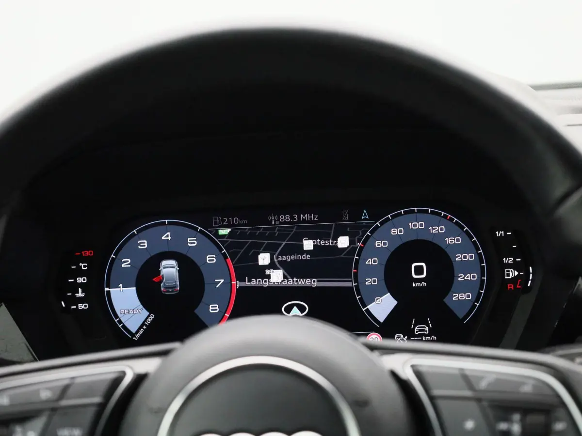 30 TFSI S edition | ACC | Elekt. stoelverstelling | Keyless | Stoelverwarming | Climate control | Virtual | Apple Carplay / Android Auto |