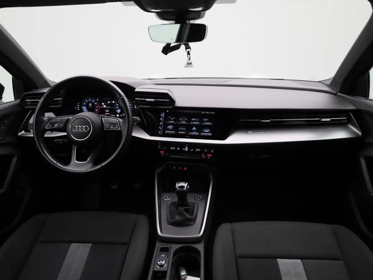 30 TFSI S edition | ACC | Elekt. stoelverstelling | Keyless | Stoelverwarming | Climate control | Virtual | Apple Carplay / Android Auto |