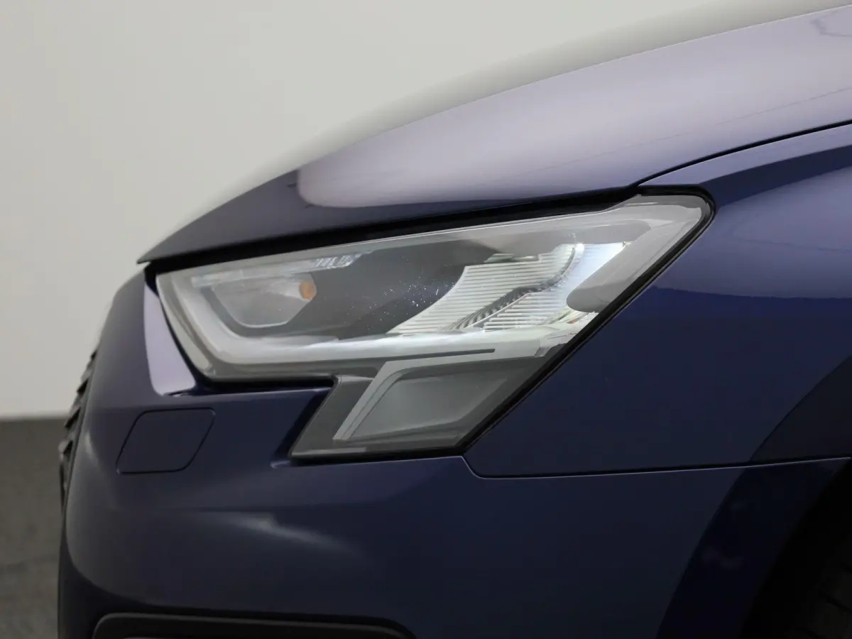 30 TFSI S edition | ACC | Elekt. stoelverstelling | Keyless | Stoelverwarming | Climate control | Virtual | Apple Carplay / Android Auto |
