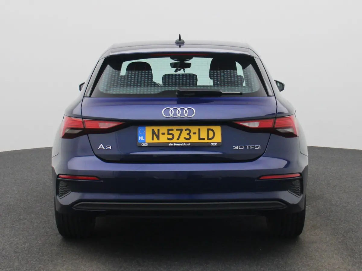 30 TFSI S edition | ACC | Elekt. stoelverstelling | Keyless | Stoelverwarming | Climate control | Virtual | Apple Carplay / Android Auto |