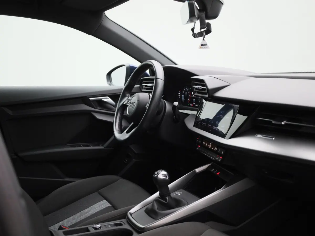 30 TFSI S edition | ACC | Elekt. stoelverstelling | Keyless | Stoelverwarming | Climate control | Virtual | Apple Carplay / Android Auto |