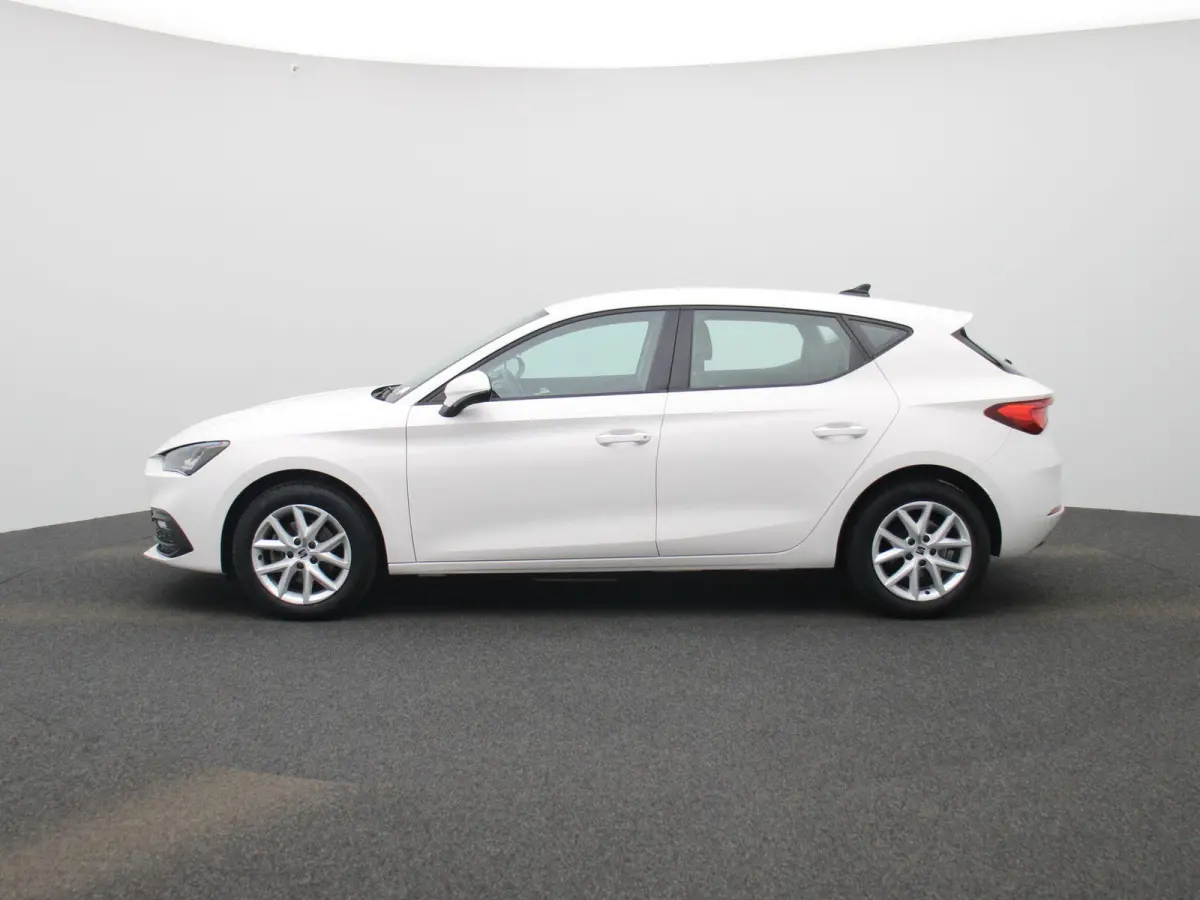 1.0 TSI Style | Cruise Control | Lane Assist | Keyless | Climate Control | Apple Carplay / Android Auto |