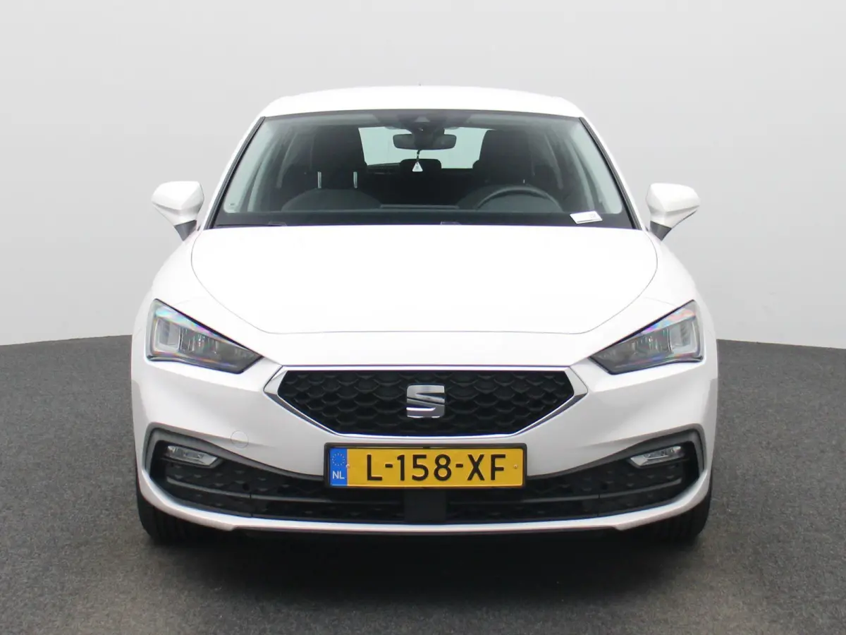 1.0 TSI Style | Cruise Control | Lane Assist | Keyless | Climate Control | Apple Carplay / Android Auto |