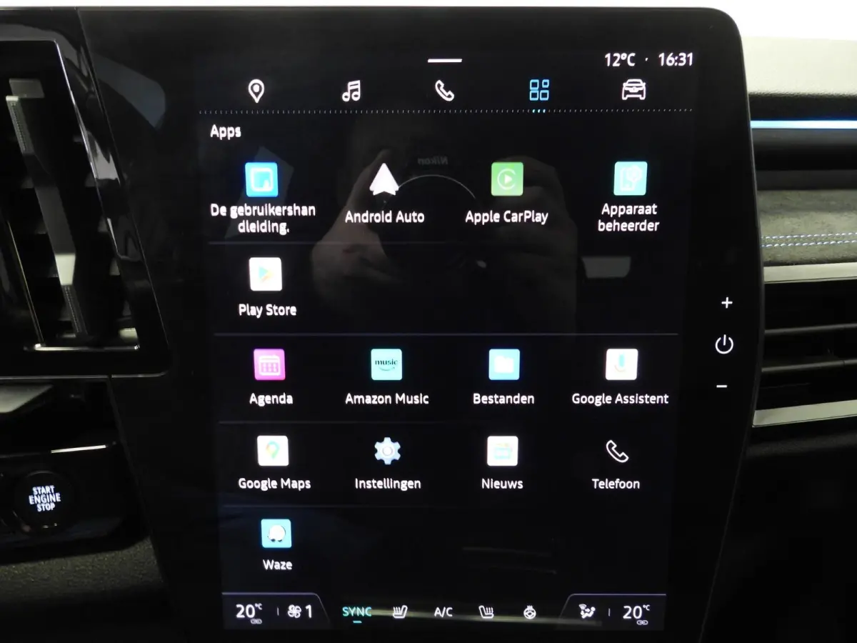 E-Tech Hybrid 200 Esprit Alpine 4CONTROL NAVI/MATGRIJS/LED/20"LMV!