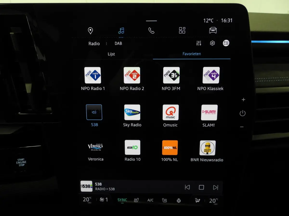 E-Tech Hybrid 200 Esprit Alpine 4CONTROL NAVI/MATGRIJS/LED/20"LMV!