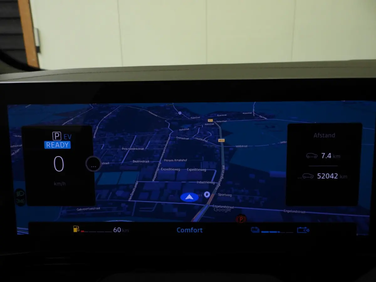 E-Tech Hybrid 200 Esprit Alpine 4CONTROL NAVI/MATGRIJS/LED/20"LMV!