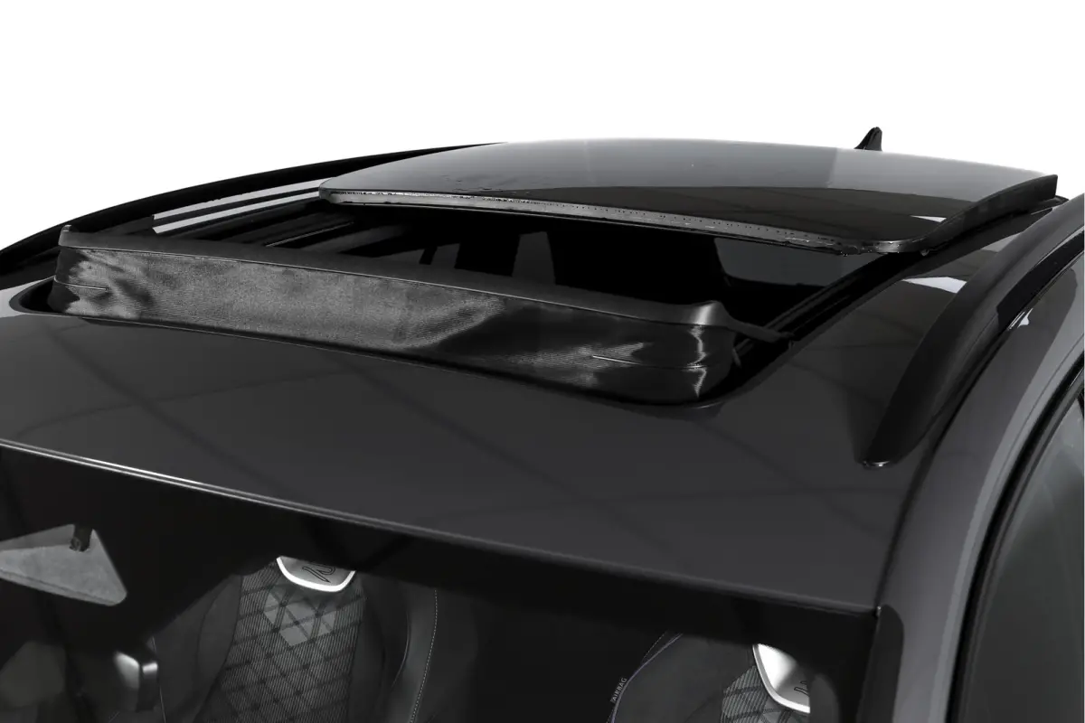 1.5 eHybrid 272 PK R-Line | Black Style | Elek. Trekhaak | S/K-panodak | Adapt. Cruise | Stoel-+stuurverw. | App. Connect | Camera | PDC | LM 20" | 8355