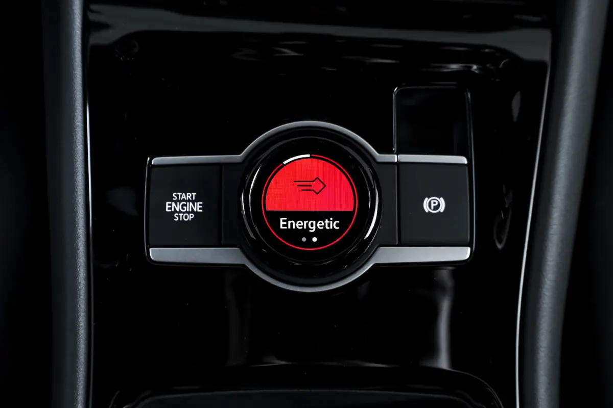 1.5 eHybrid 272 PK R-Line | Black Style | Elek. Trekhaak | S/K-panodak | Adapt. Cruise | Stoel-+stuurverw. | App. Connect | Camera | PDC | LM 20" | 8355