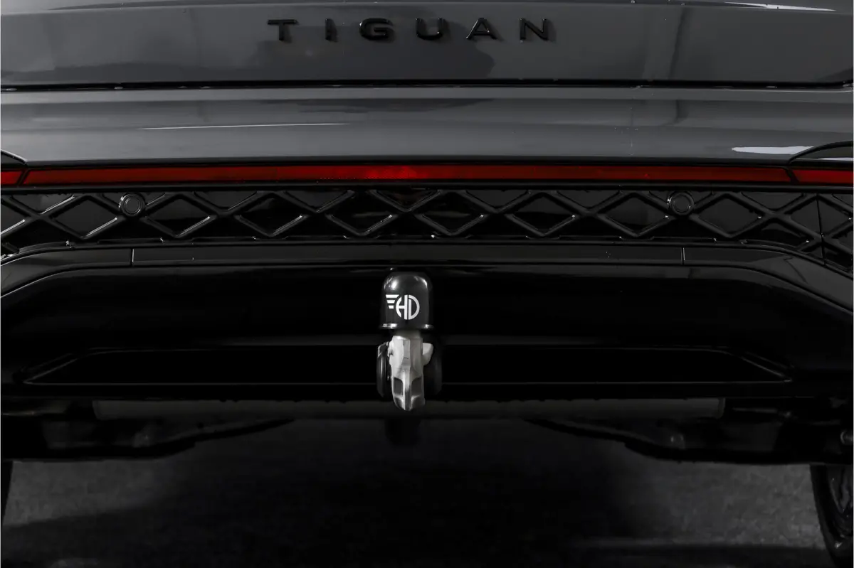 1.5 eHybrid 272 PK R-Line | Black Style | Elek. Trekhaak | S/K-panodak | Adapt. Cruise | Stoel-+stuurverw. | App. Connect | Camera | PDC | LM 20" | 8355