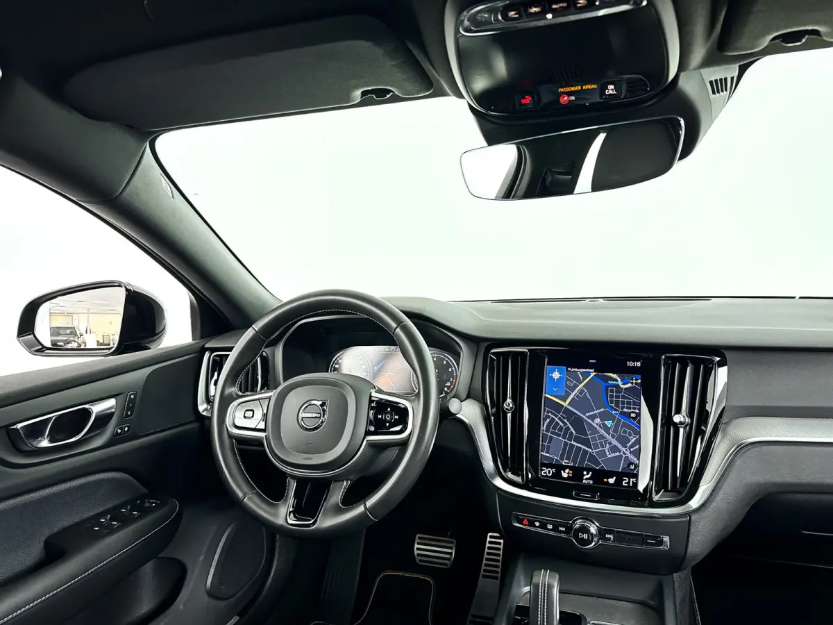 B4 R-Design | Park Asist | Stoel- en Stuurverwarming | Cruise control