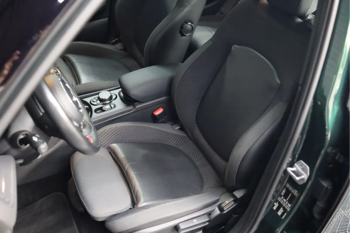 2.0 Cooper S Chili Serious Business | PANORAMADAK | HUD | AUTOMAAT | HARMAN KARDON | XENON LED |