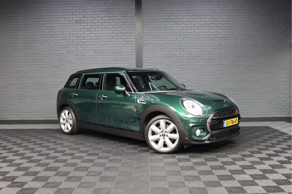 2.0 Cooper S Chili Serious Business | PANORAMADAK | HUD | AUTOMAAT | HARMAN KARDON | XENON LED |