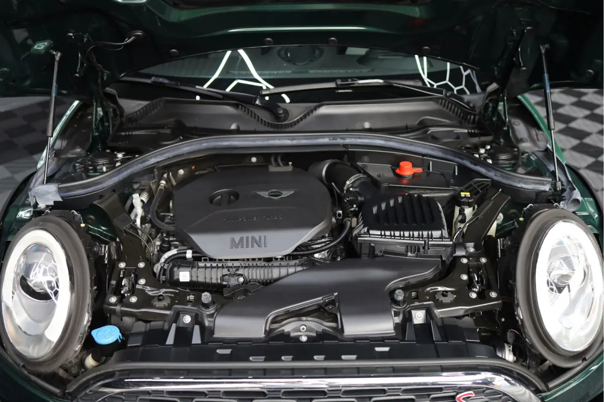 2.0 Cooper S Chili Serious Business | PANORAMADAK | HUD | AUTOMAAT | HARMAN KARDON | XENON LED |