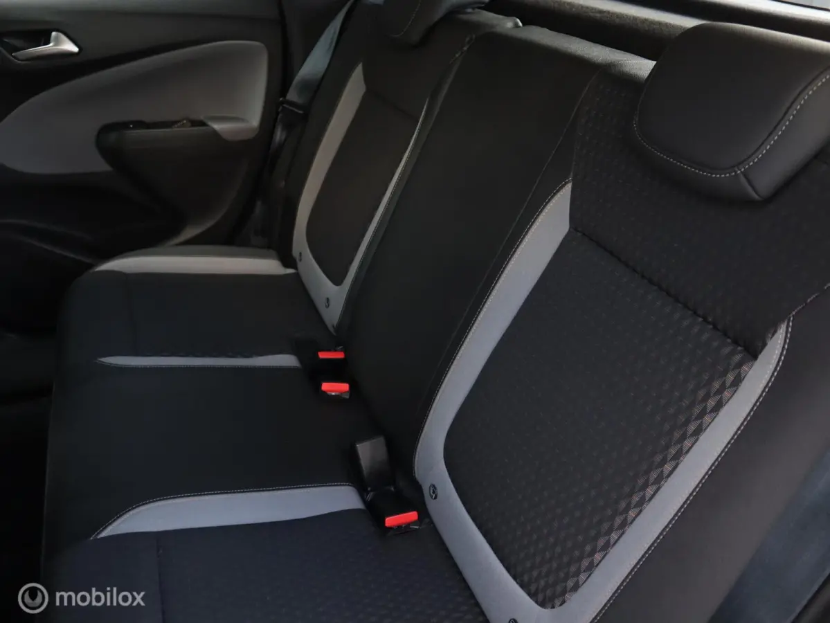 1.2 Turbo 110 PK H6 Innovation NIEUWE D.RIEM|Trekhaak|1/4Leer|LED|CARPLAY