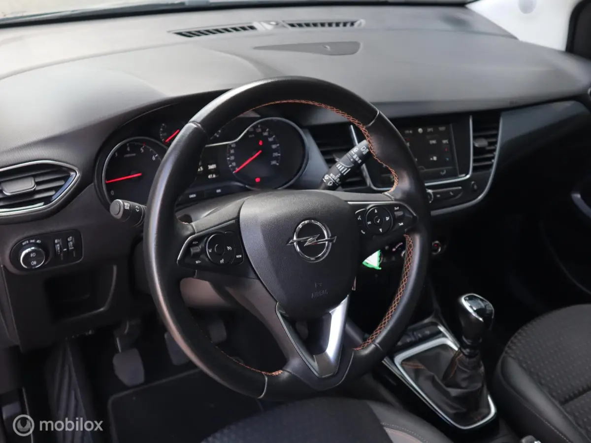 1.2 Turbo 110 PK H6 Innovation NIEUWE D.RIEM|Trekhaak|1/4Leer|LED|CARPLAY