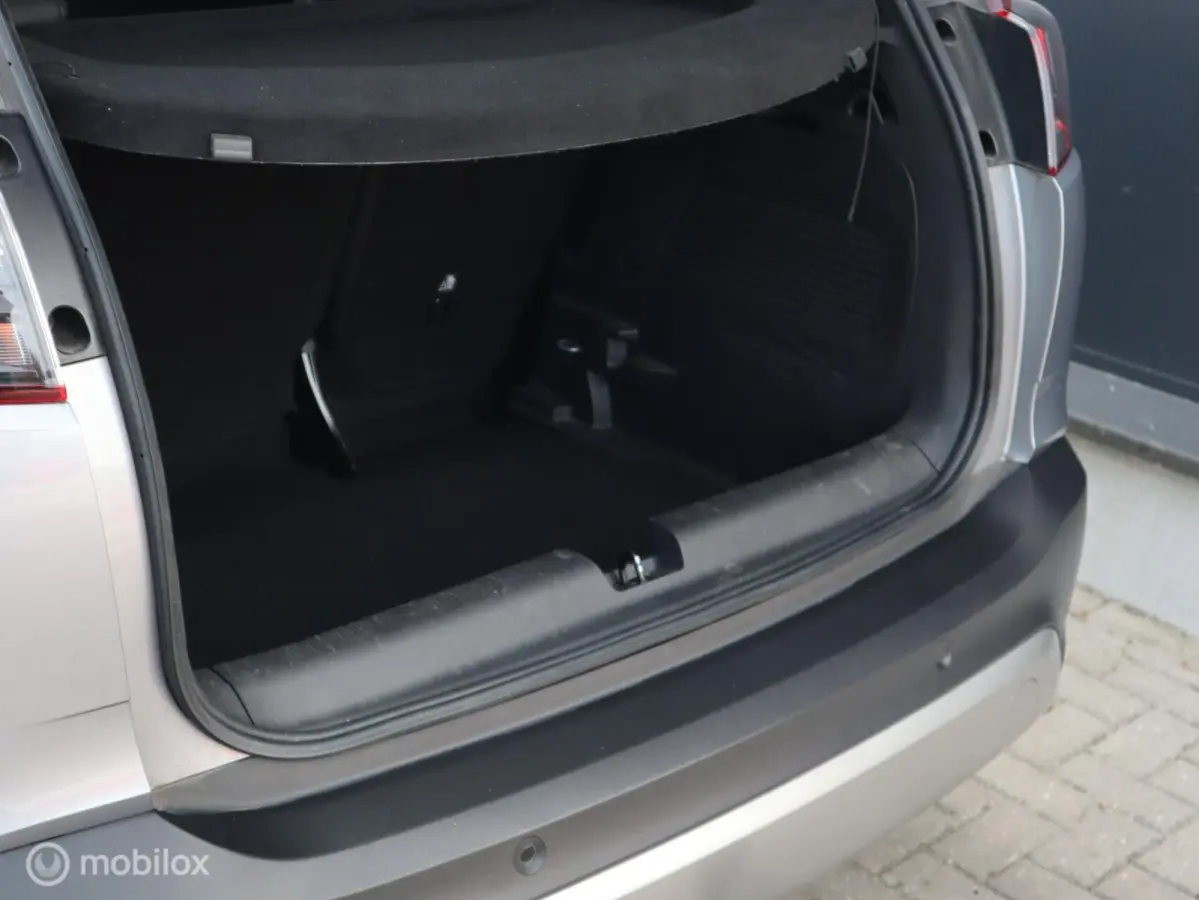 1.2 Turbo 110 PK H6 Innovation NIEUWE D.RIEM|Trekhaak|1/4Leer|LED|CARPLAY