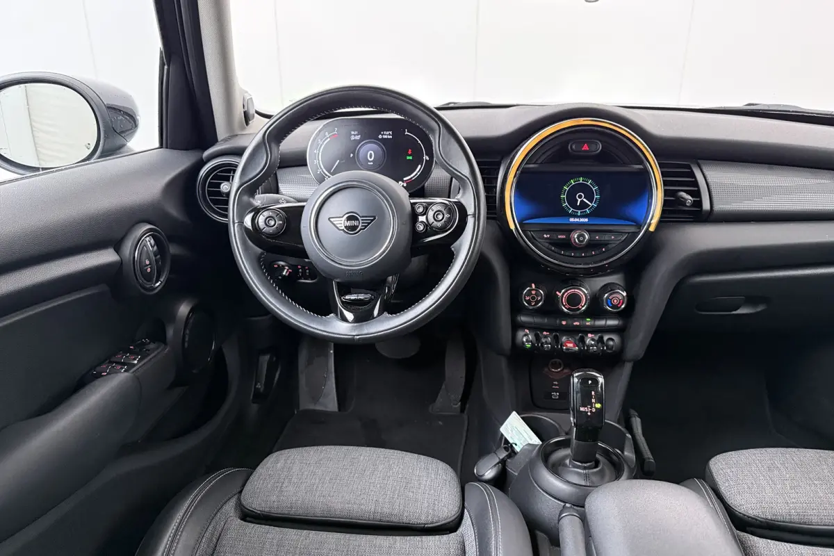 Mini 1.5 Aut. Chili Cruise Digi. Dash LMV 17'