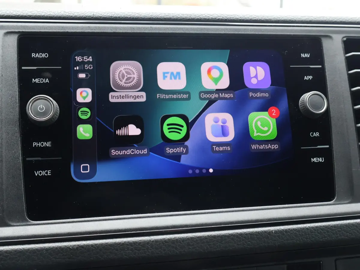 35 3.140 AUT. L4H3 ZILVERGRIJS + CAMERA | APPLE CARPLAY | ANDROID AUTO | DAB | NAVIGATIE